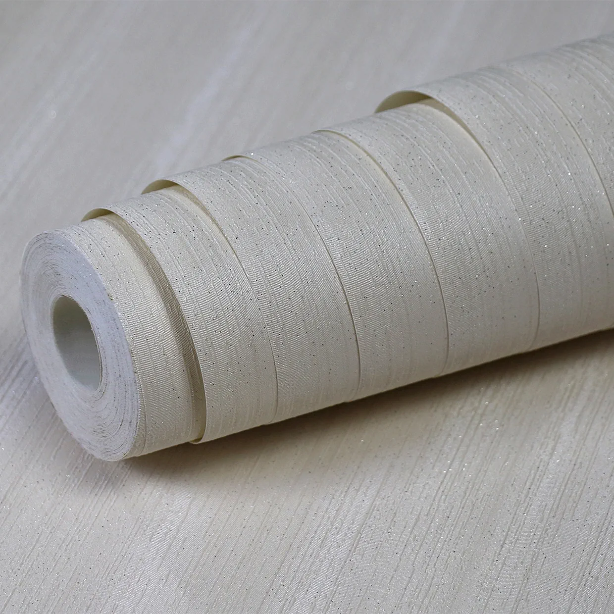 کاغذ دیواری طرح راه راه ساده کد ۲۴۴ 2 کاغذ دیواری طرح راه راه ساده کد ۲۴۴ رول