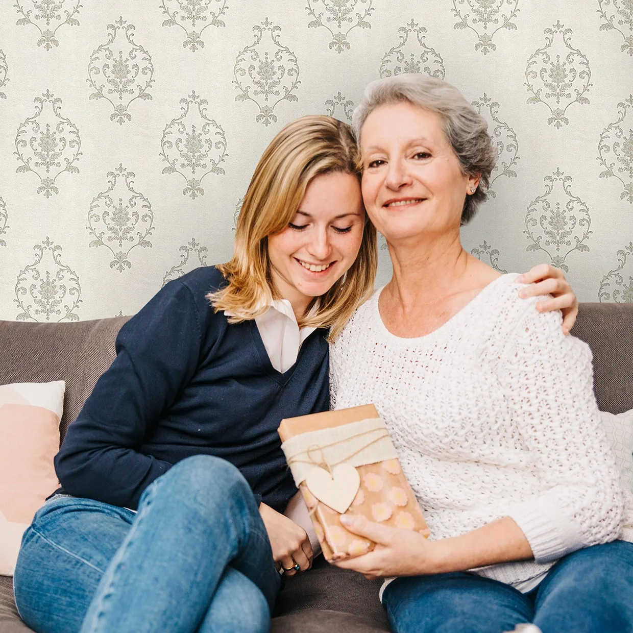 کاغذ دیواری طرح داماسک الون کد ۴۰۴۵ 3 کاغذ دیواری طرح داماسک الون کد ۴۰۴۵ فامیلی2