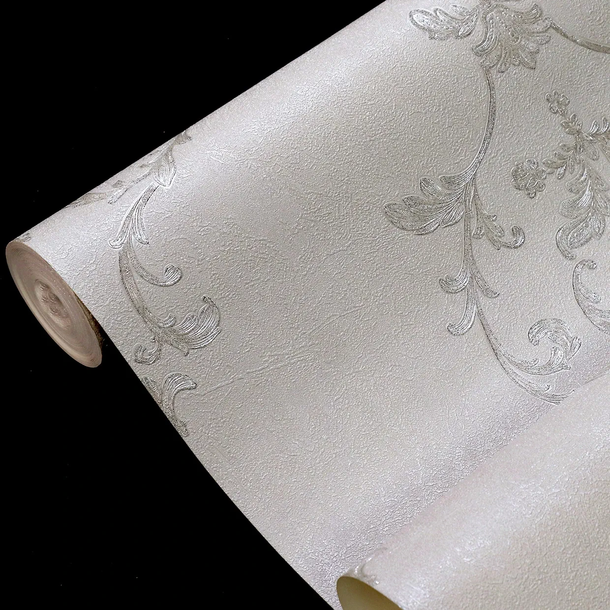 کاغذ دیواری طرح داماسک الون کد ۴۰۴۷ 5 کاغذ دیواری طرح داماسک الون کد ۴۰۴۷ رول باز شده