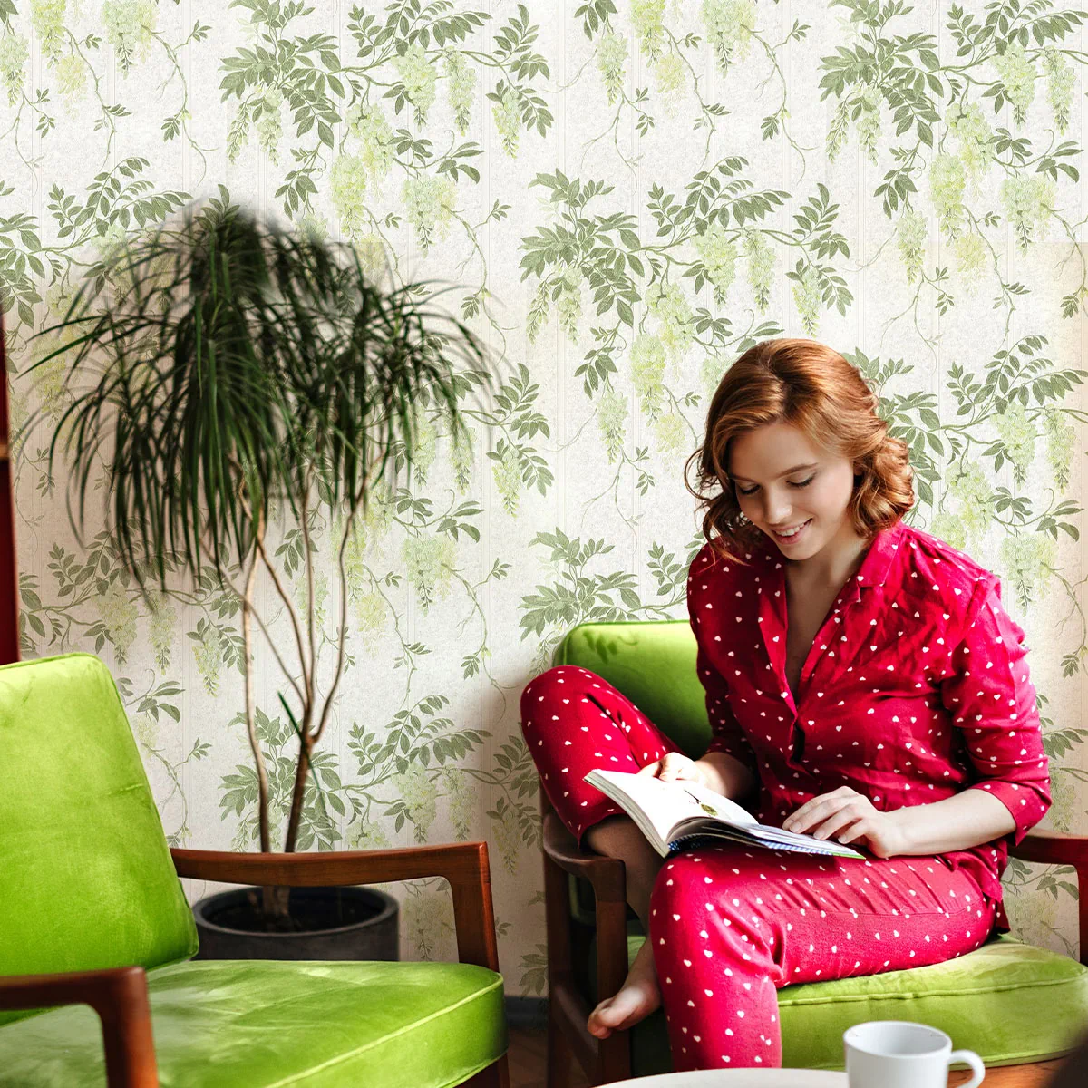 کاغذ دیواری طرح گلدار شاخ و برگ کد ۷۰۵۸ 2 کاغذ دیواری طرح گلدار شاخ و برگ کد ۷۰۵۸ خاناوده