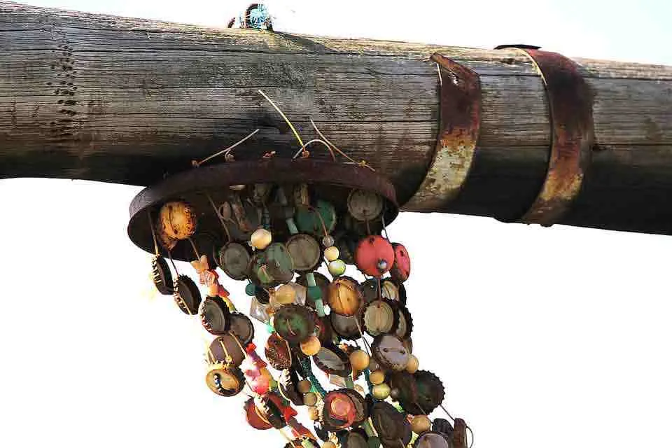 استفاده خلاقانه از لوازم دور ریختنی برای طراحی دکوراسیون داخلی 24 Ideas to Decorate Your Home23