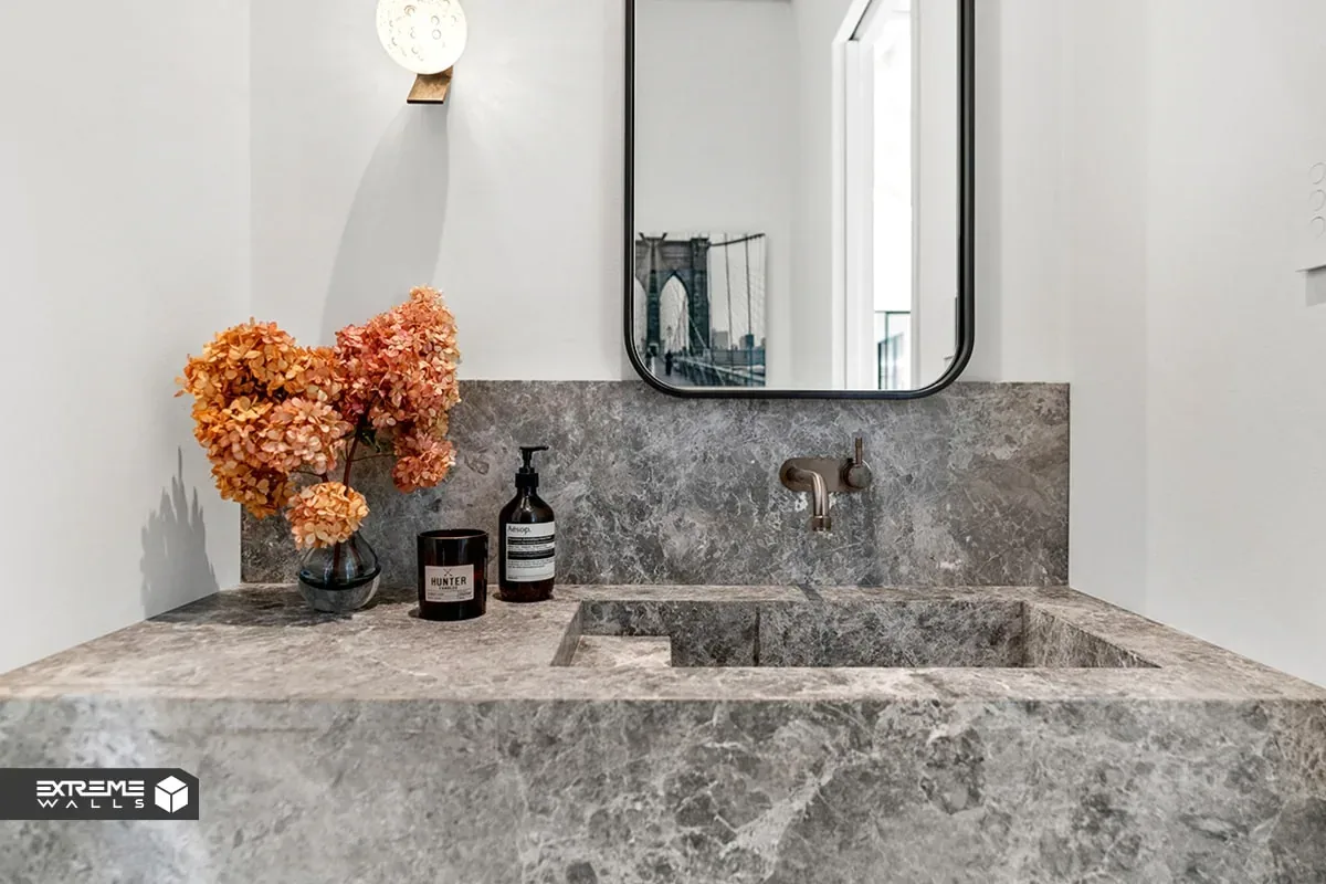 طراحی دکوراسیون لاکچری برای نوروز 1404 5 سنگ گرانیت، انتخابی بادوام و زیبا برای سرویس بهداشتی لاکچری