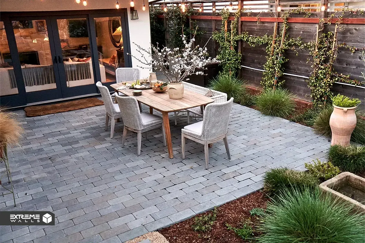 پاسیو چیست؟ ایدههایی برای طراحی پاسیو مدرن در منزل 32 وجود پاسیو در آپارتمان چه کاربرد و مزایایی دارد؟