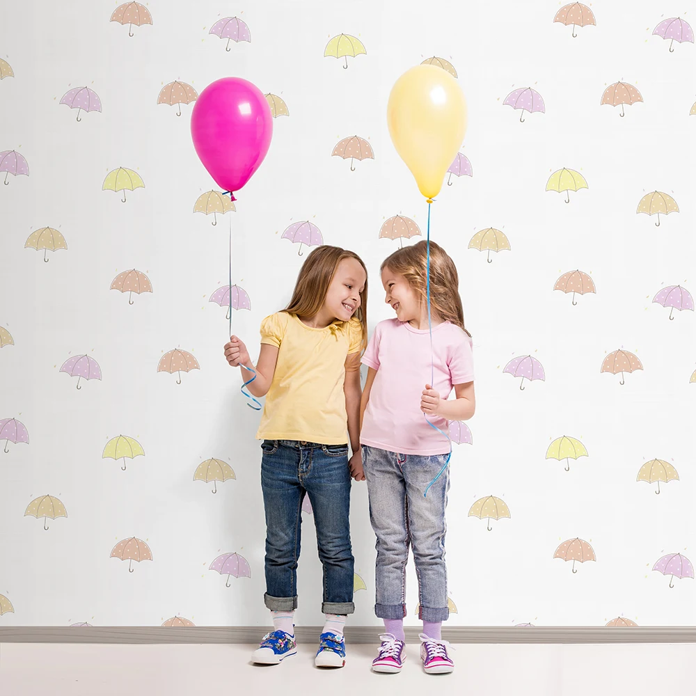 کاغذ دیواری کودک طرح چتر های رنگی کد 12012 2 کاغذ دیواری کودک طرح چتر های رنگی کد 12012 تصویر دو دختر