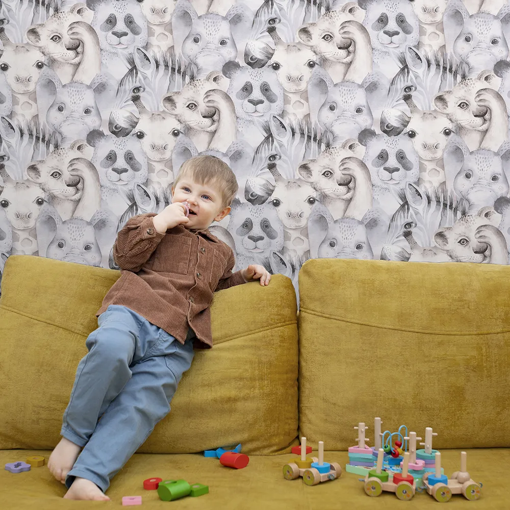 کاغذ دیواری کودک طرح حیوانات | کرم / خاکستری کد 12029 2 کاغذ دیواری کودک طرح حیوانات | کرم / خاکستری کد 12029 کودک روی مبل