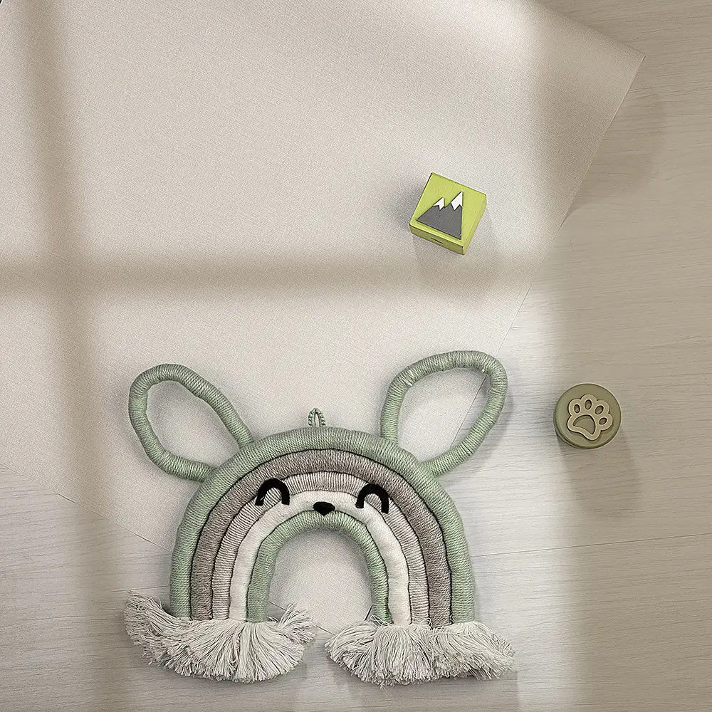 کاغذ دیواری کودک طرح ساده | کرم کد 12046 6 کاغذ دیواری کودک طرح ساده | کرم کد 12046 عروسک