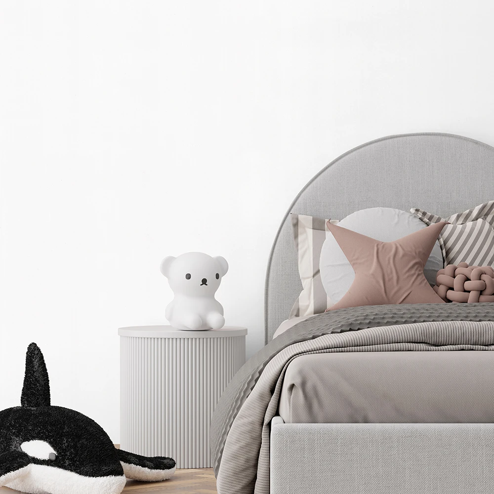 کاغذ دیواری کودک طرح ساده | سفید کد 12096 3 کاغذ دیواری کودک طرح ساده | سفید کد 12096 تخت خواب