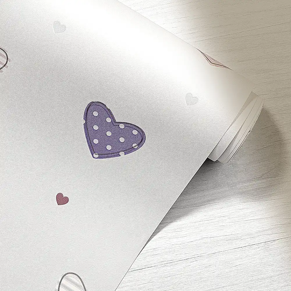 کاغذ دیواری کودک طرح قلبهای رنگی کد 12098 8 کاغذ دیواری کودک طرح قلبهای رنگی کد 12098 رول باز