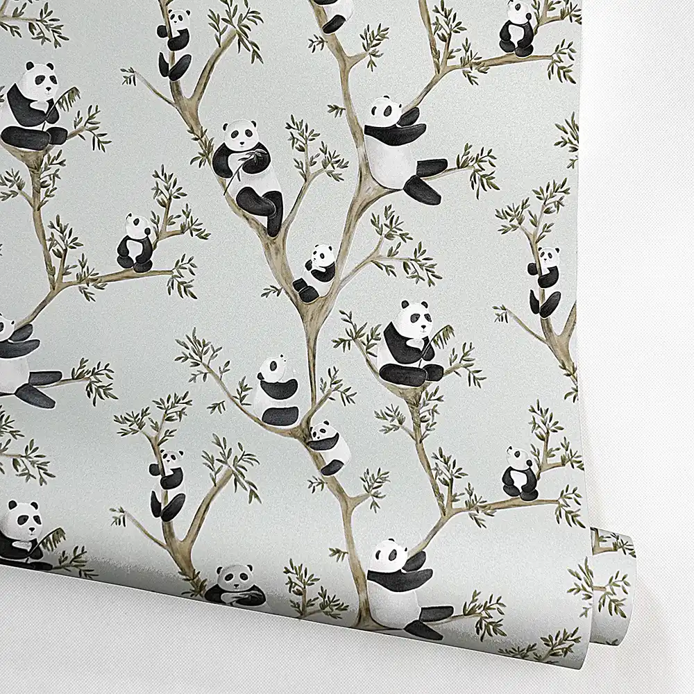 کاغذ دیواری کودک طرح پاندای درختی | سبز کد 12117 11 کاغذ دیواری کودک طرح پاندای درختی | سبز کد 12117 رول باز شده ایستاده
